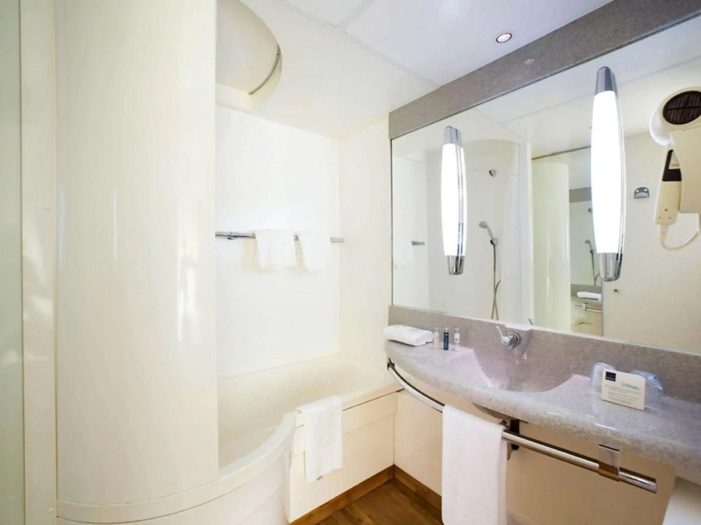 Novotel Marseille Est Porte d'Aubagne