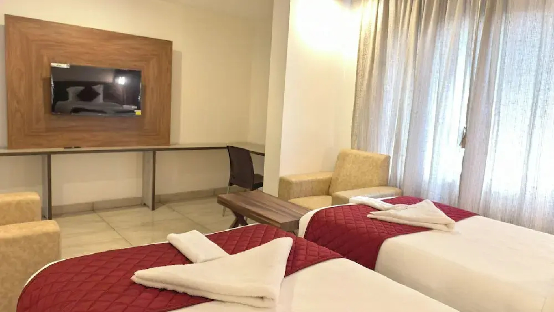 Monarch Express, Sri City