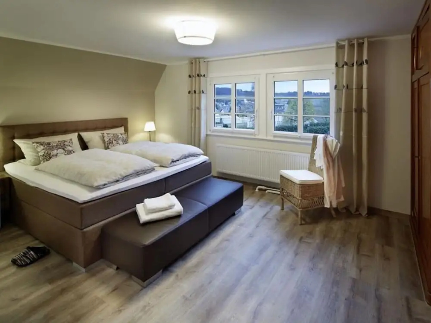 Modern Apartment Near Centre