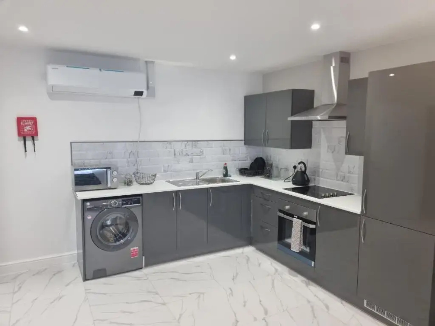 MNA Superior Apartments