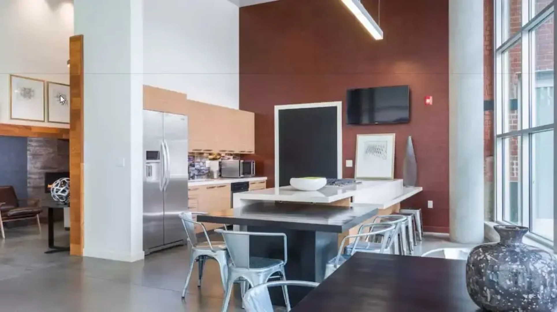 Global Luxury Suites in Emeryville