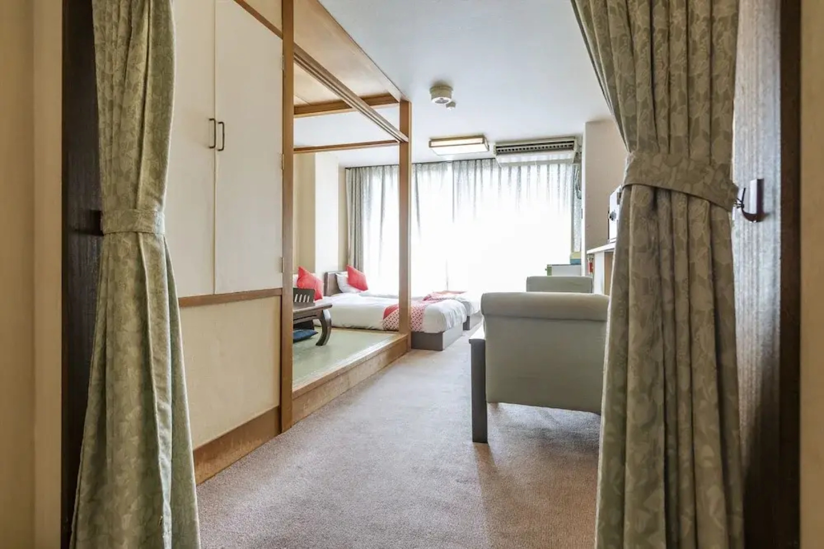 Kitaguni Grand Hotel