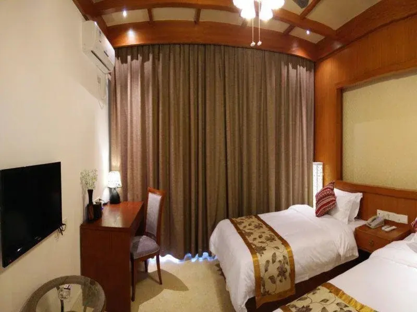 Chinese International Seven Saints SPA Hotel Baoting