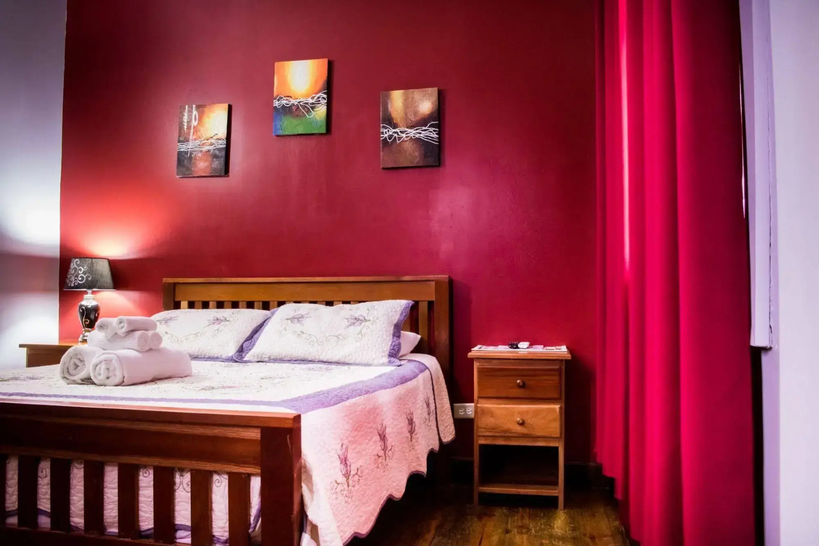 Serenade Hotel