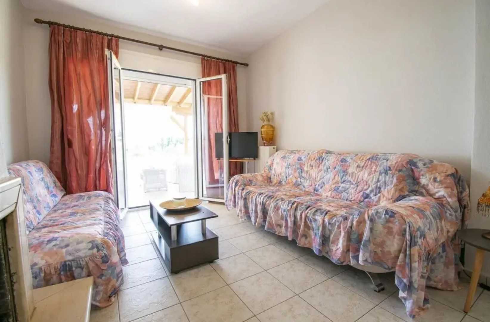 Aurora Sea View Maisonette by Travelpro Serv