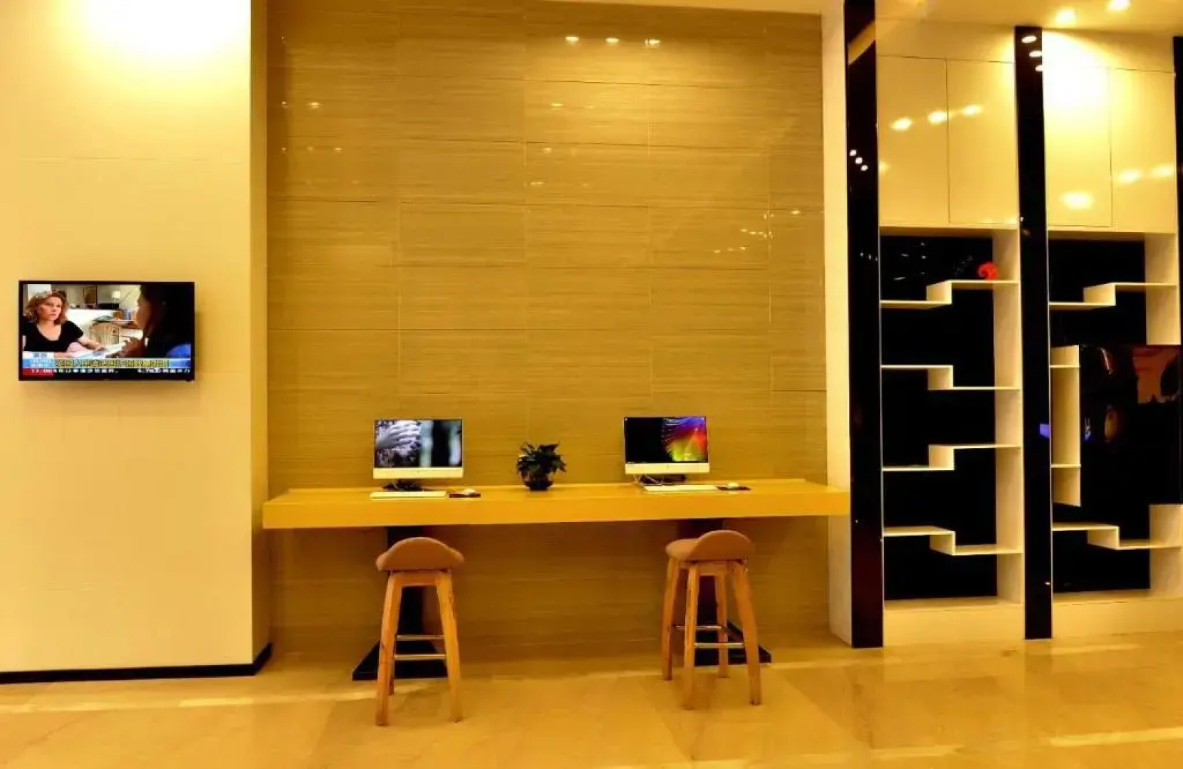 Lavande Hotel Neijiang Hanan Avenue