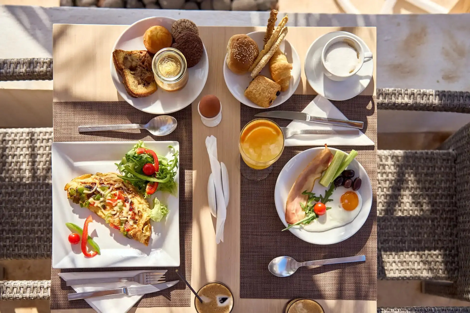 Aurora Luxury Suites