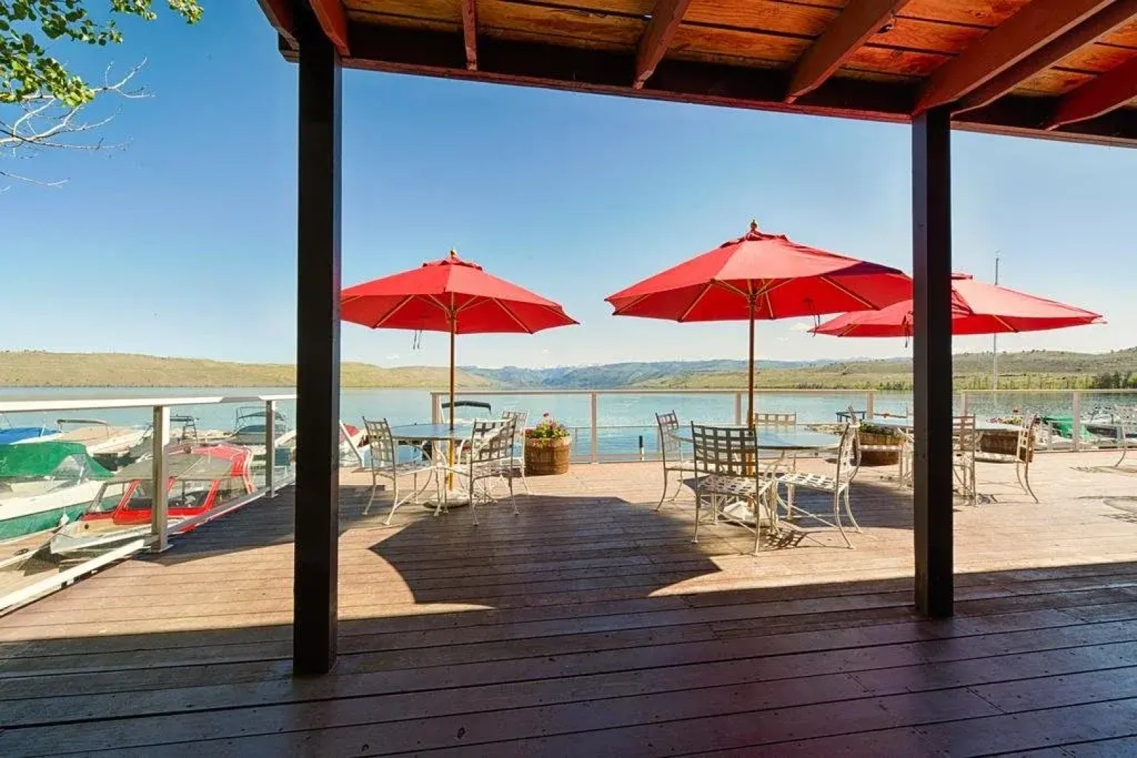 Lakeside Lodge Resort & Marina