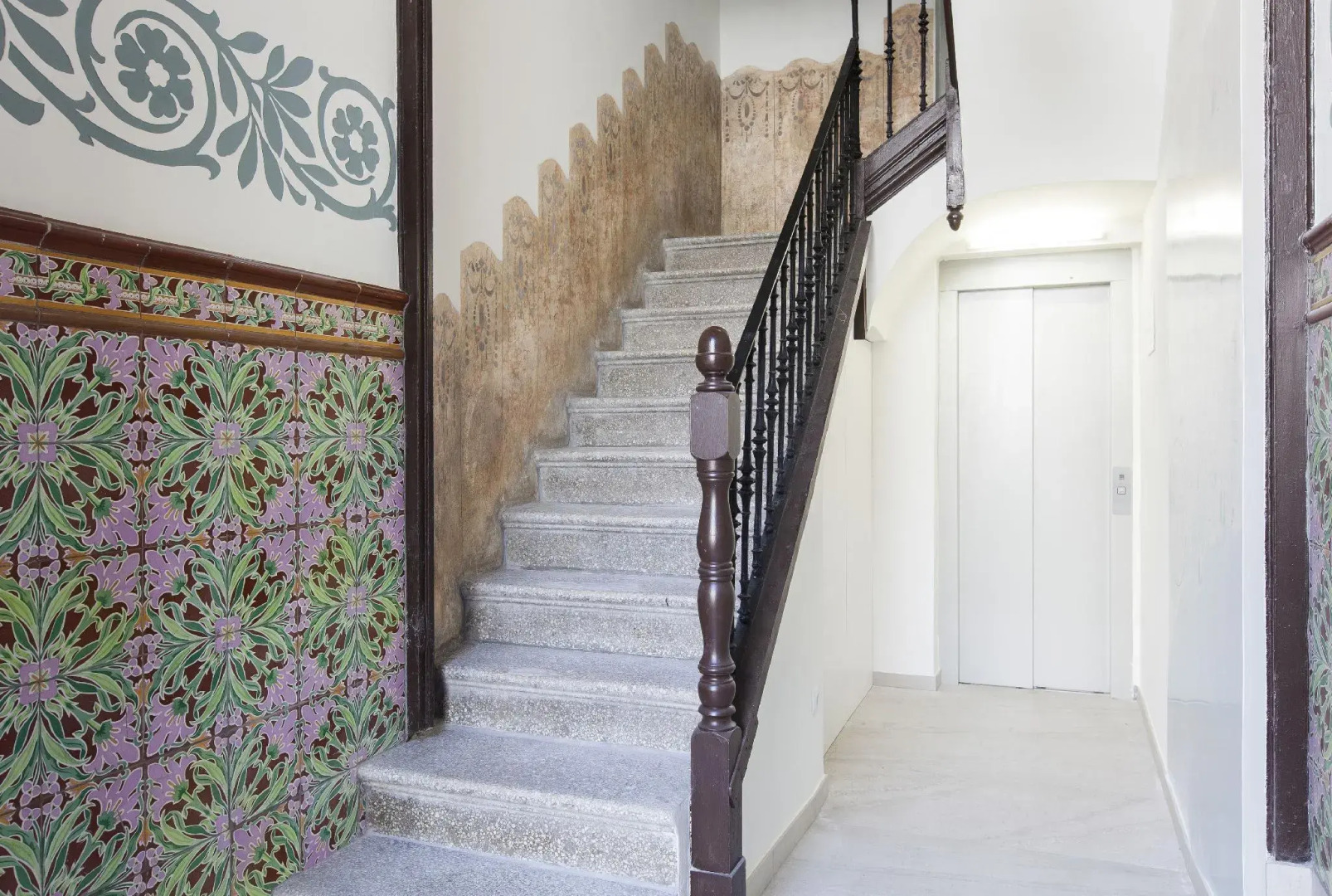 Aspasios Charming Flats