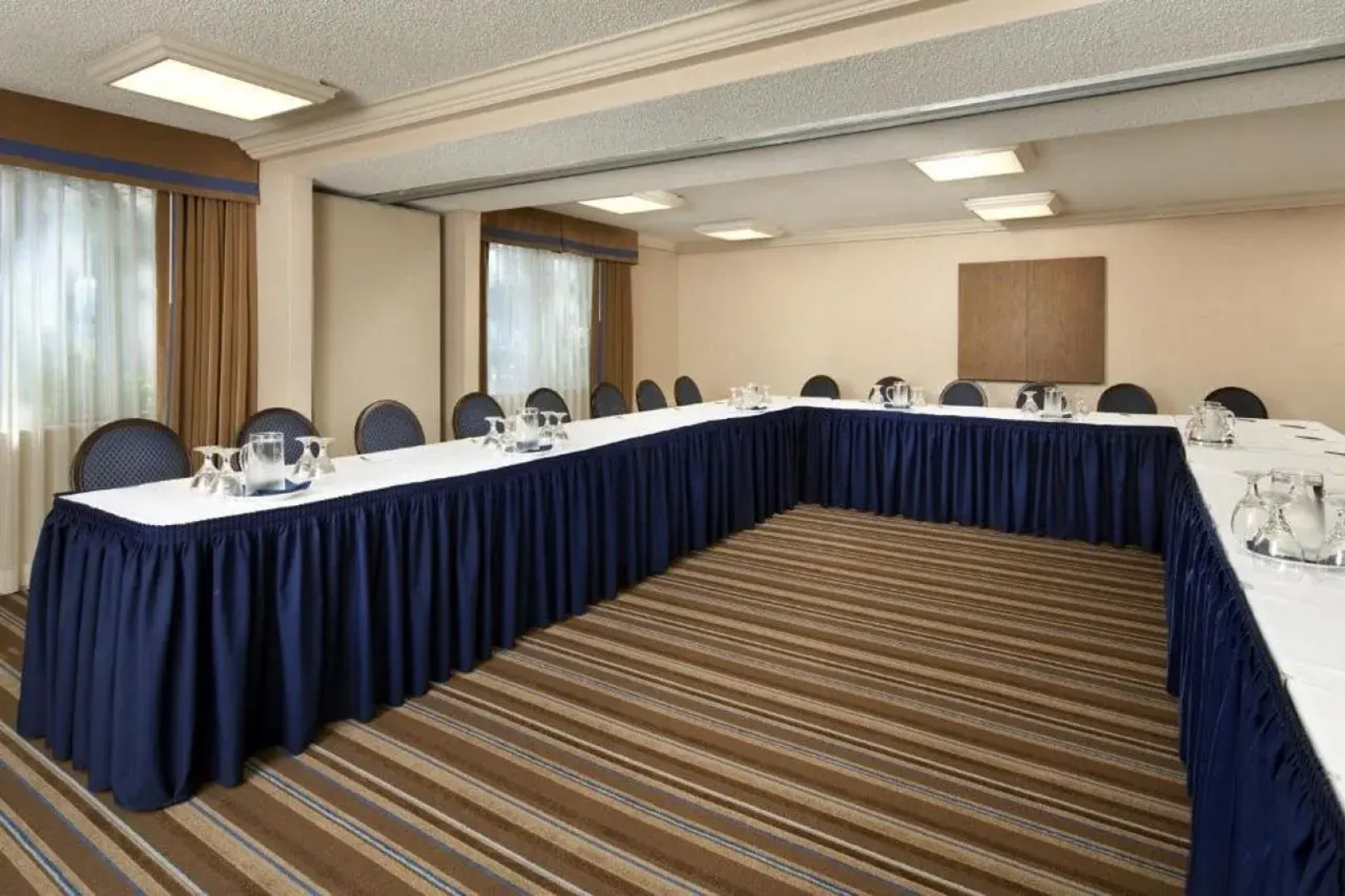 Treehouse Hotel Silicon Valley