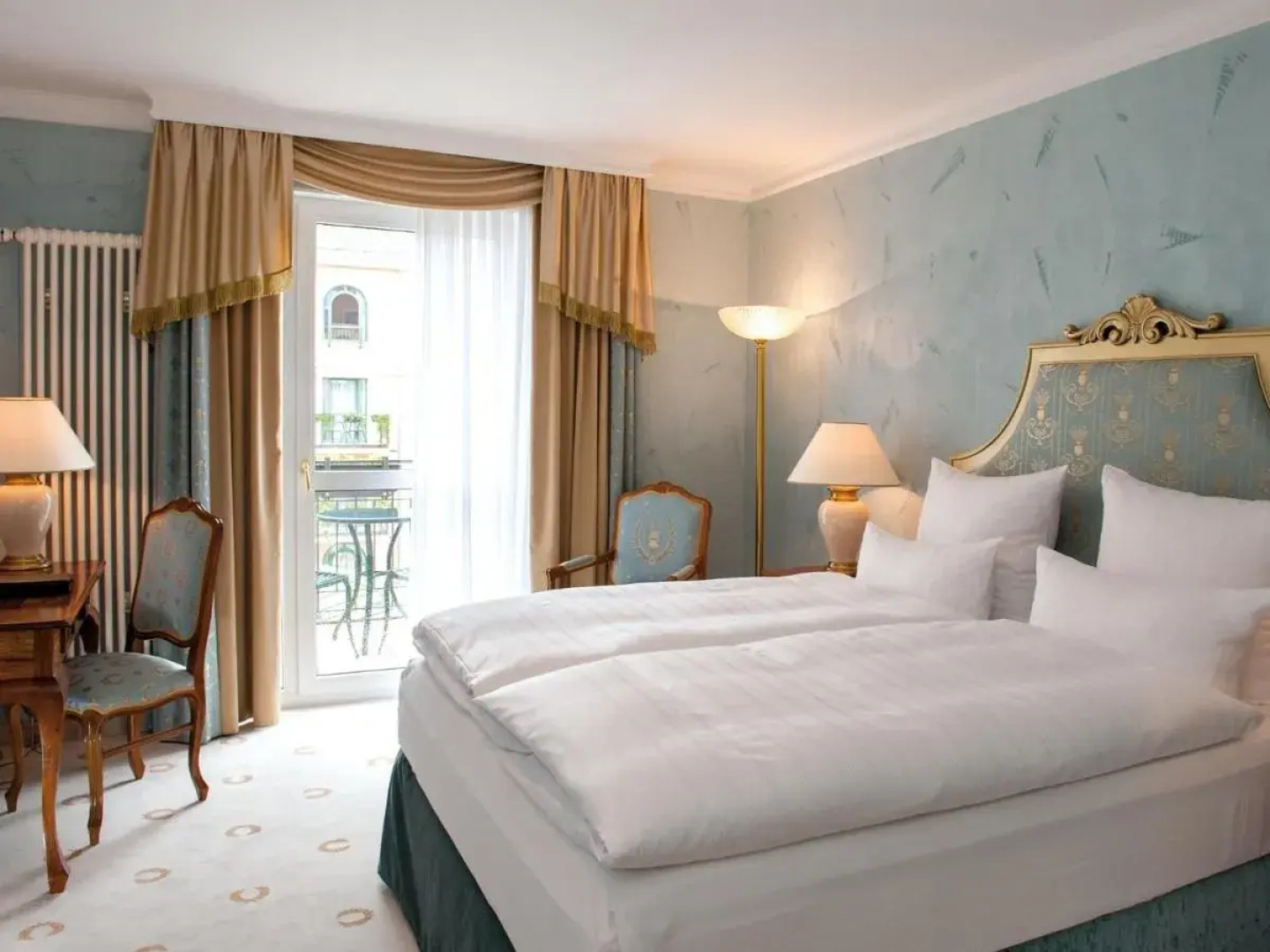 Victor's Residenz - Hotel Schloss Berg