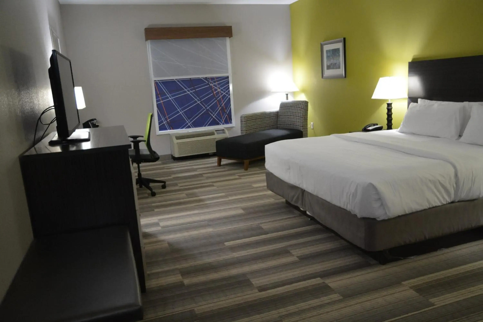 Holiday Inn Express & Suites, Caryville by IHG