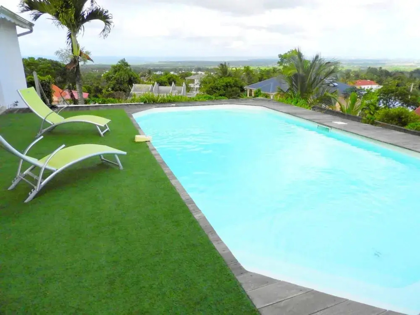 Villa With 2 Bedrooms in Sainte-rose, With Wonderful sea View, Private Pool, Enclosed Garden