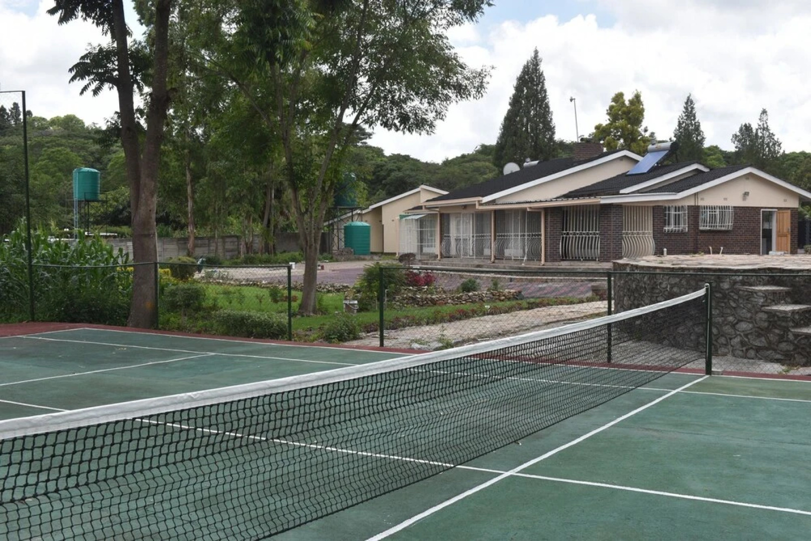 Monavale Hills Getaway