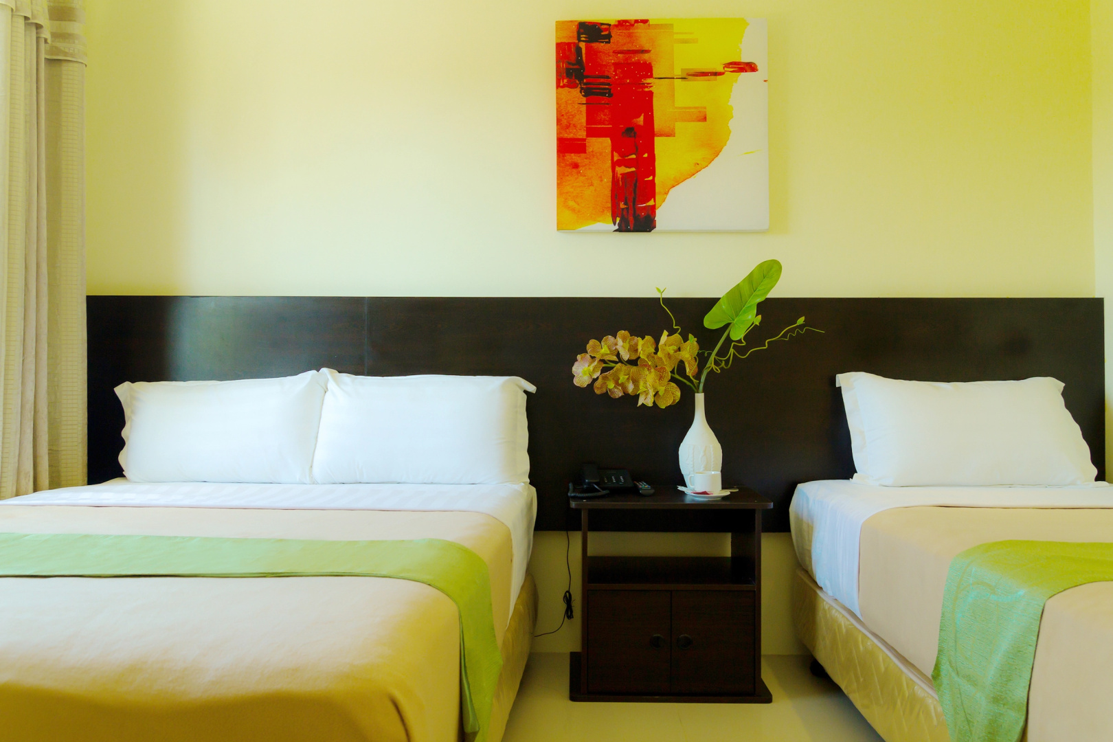 Canberry Hotel