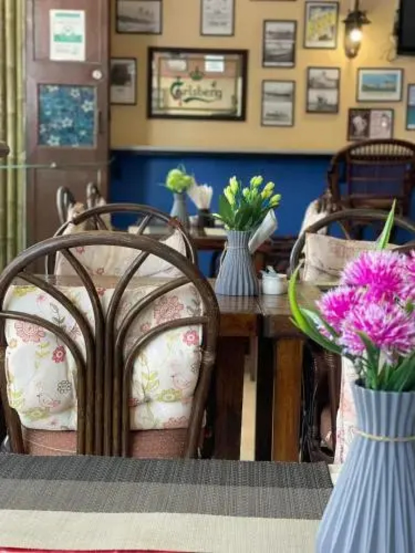 San Antonio Beach Guesthouse & Restaurant