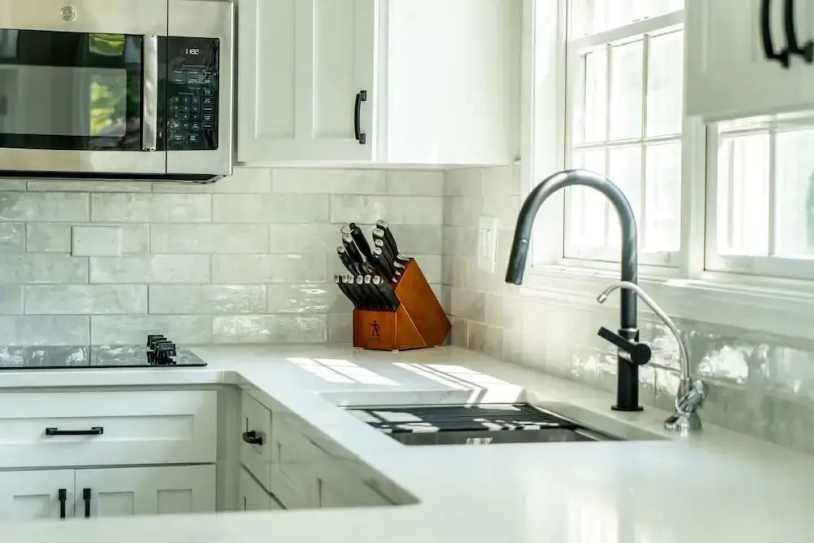 Tranquil Family Retreat - for 10!