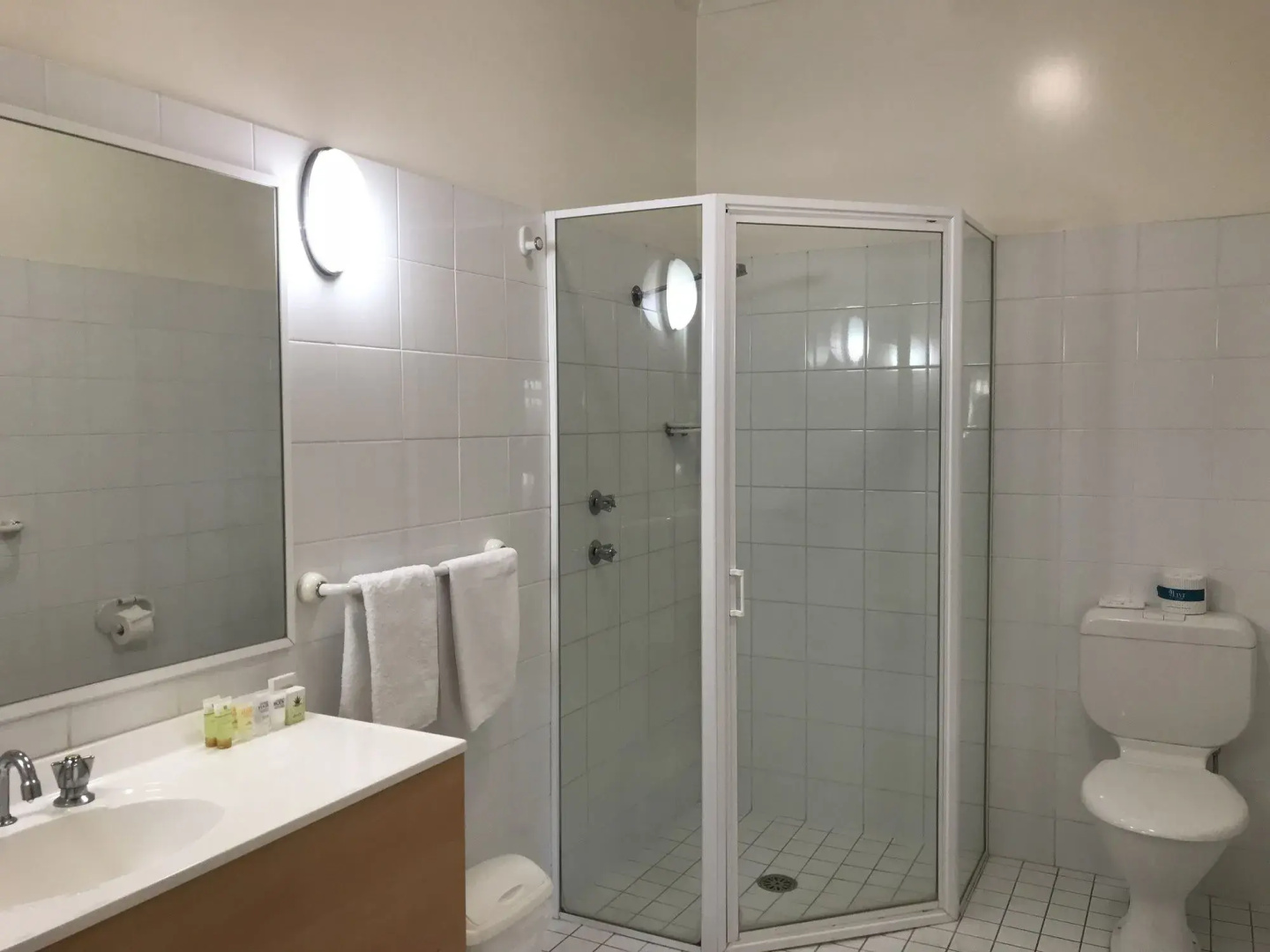 Country Gardens Motor Inn