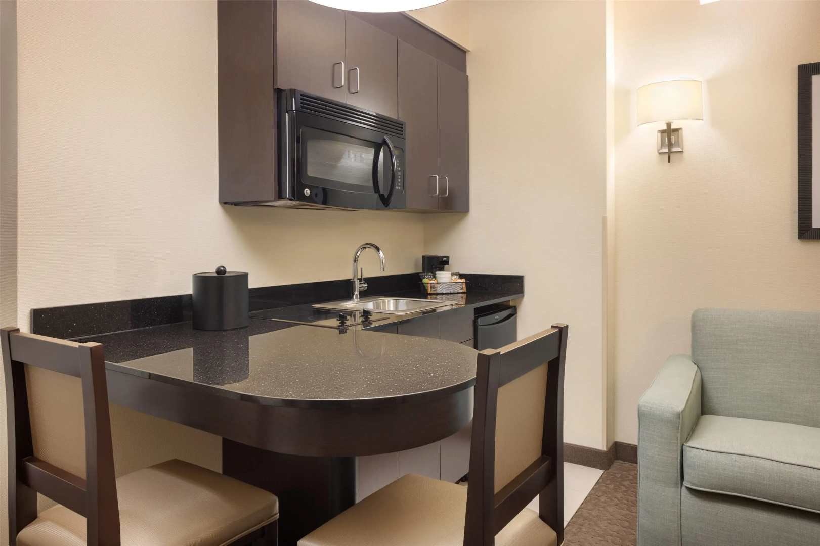 Ramada Plaza by Wyndham Orlando Resort & Suites Intl Drive