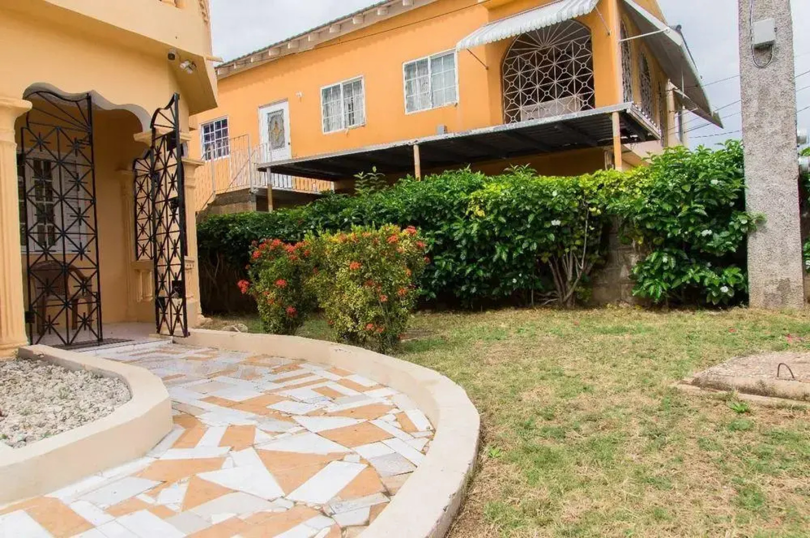 The Hellshire Beach House Ii