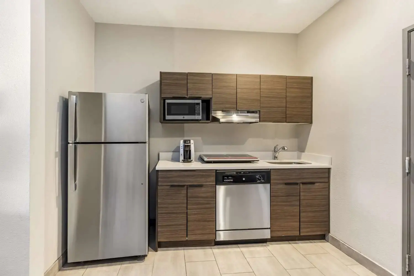 Best Western Plus Bourbonnais Hotel & Suites