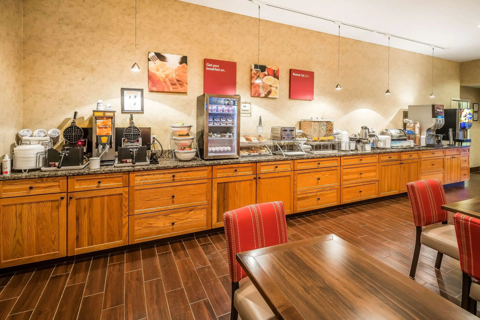 Comfort Suites Anchorage International Airport