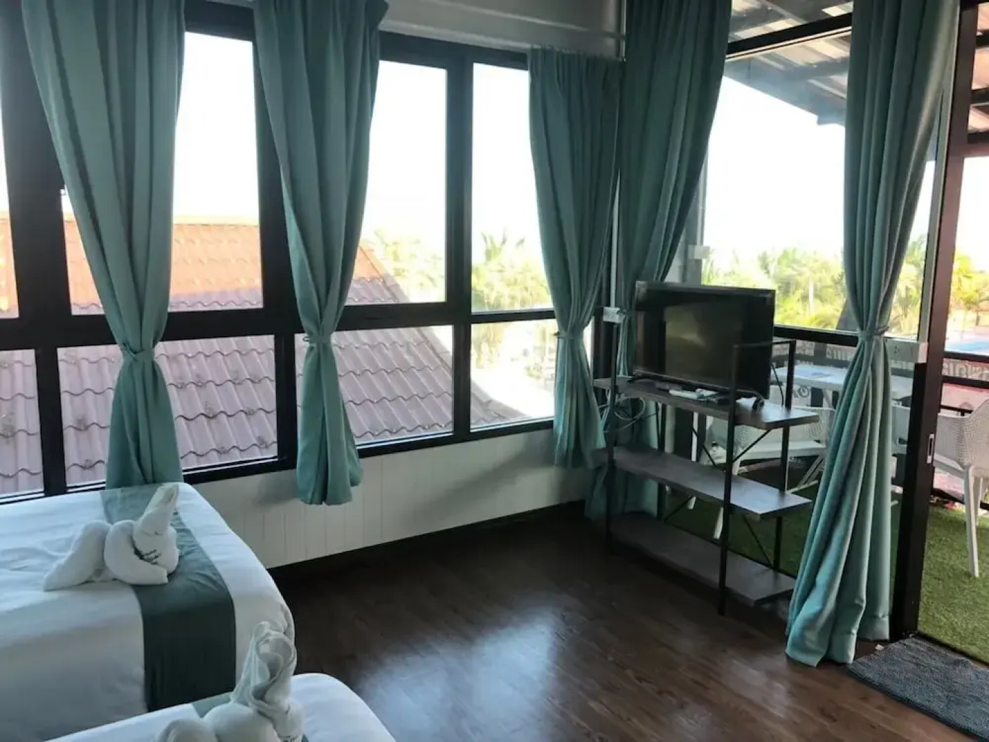 Veerada Boutique Home