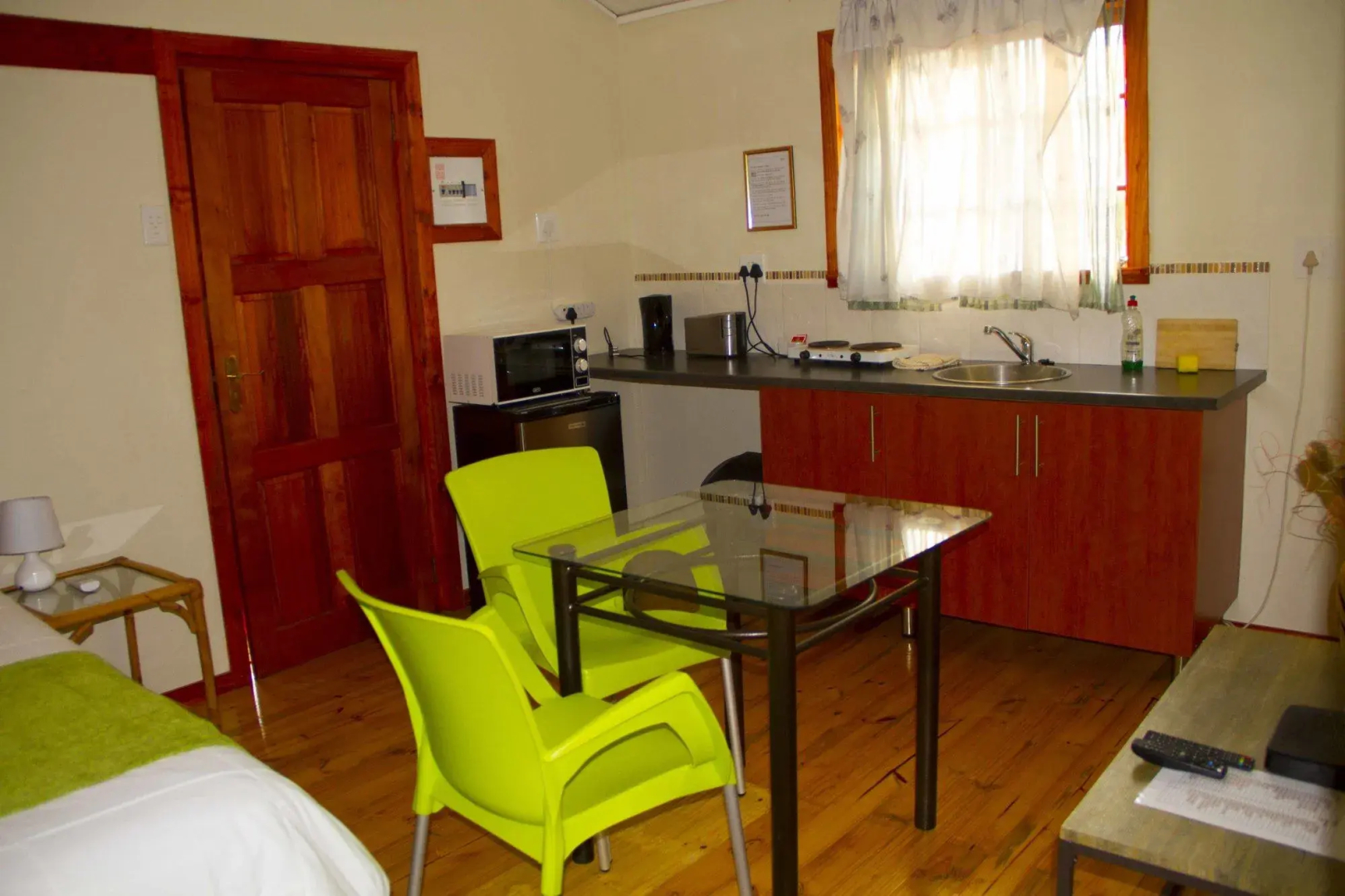 Sand River Cottages