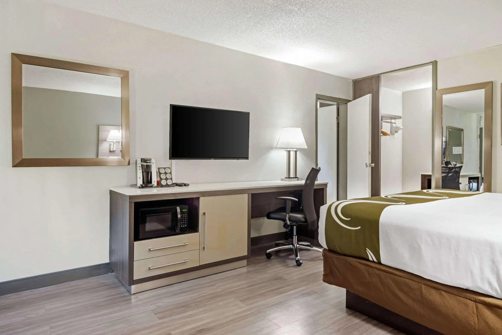 Quality Inn & Suites