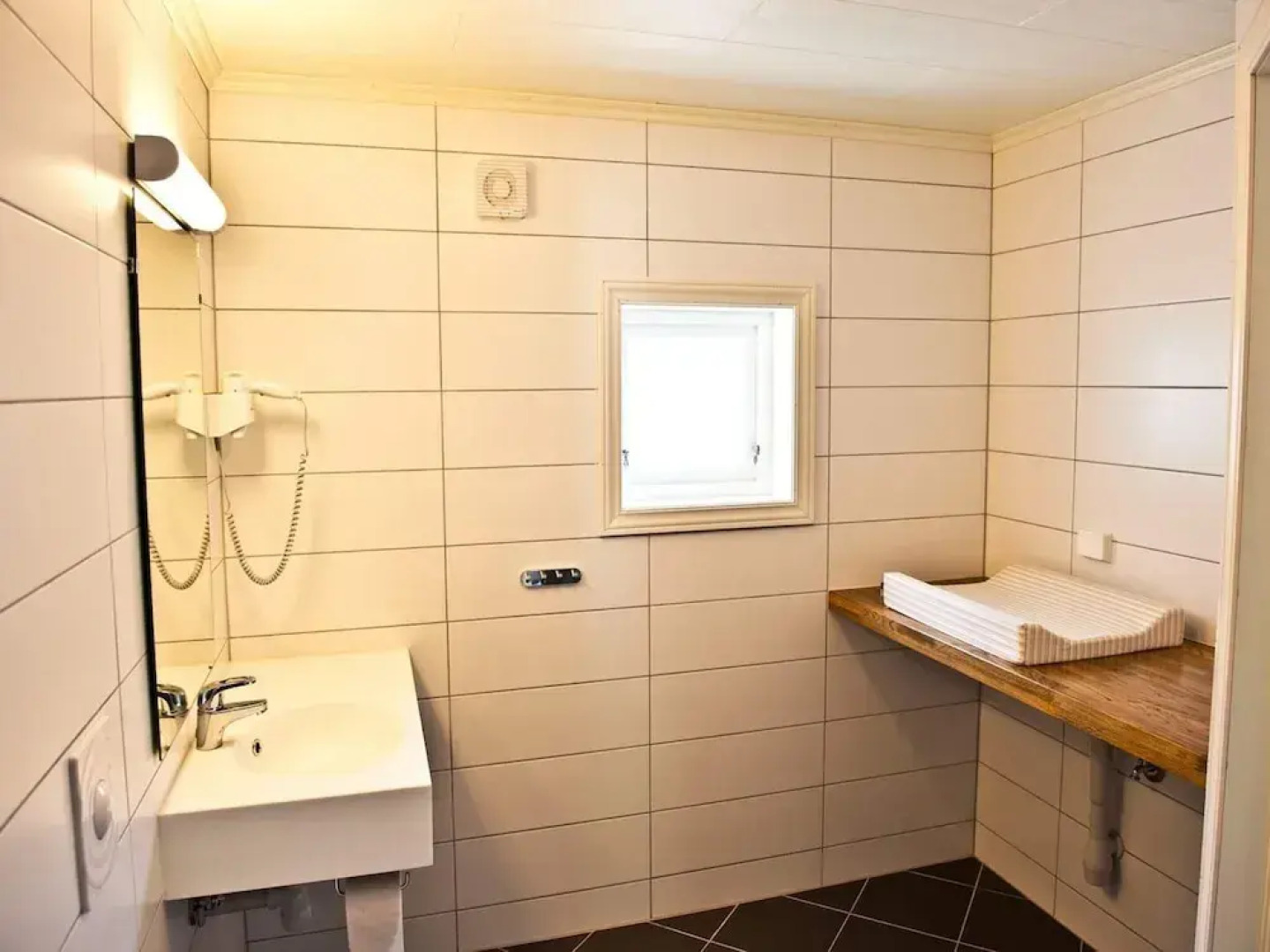 Holiday Home in Kinsarvik by the sea