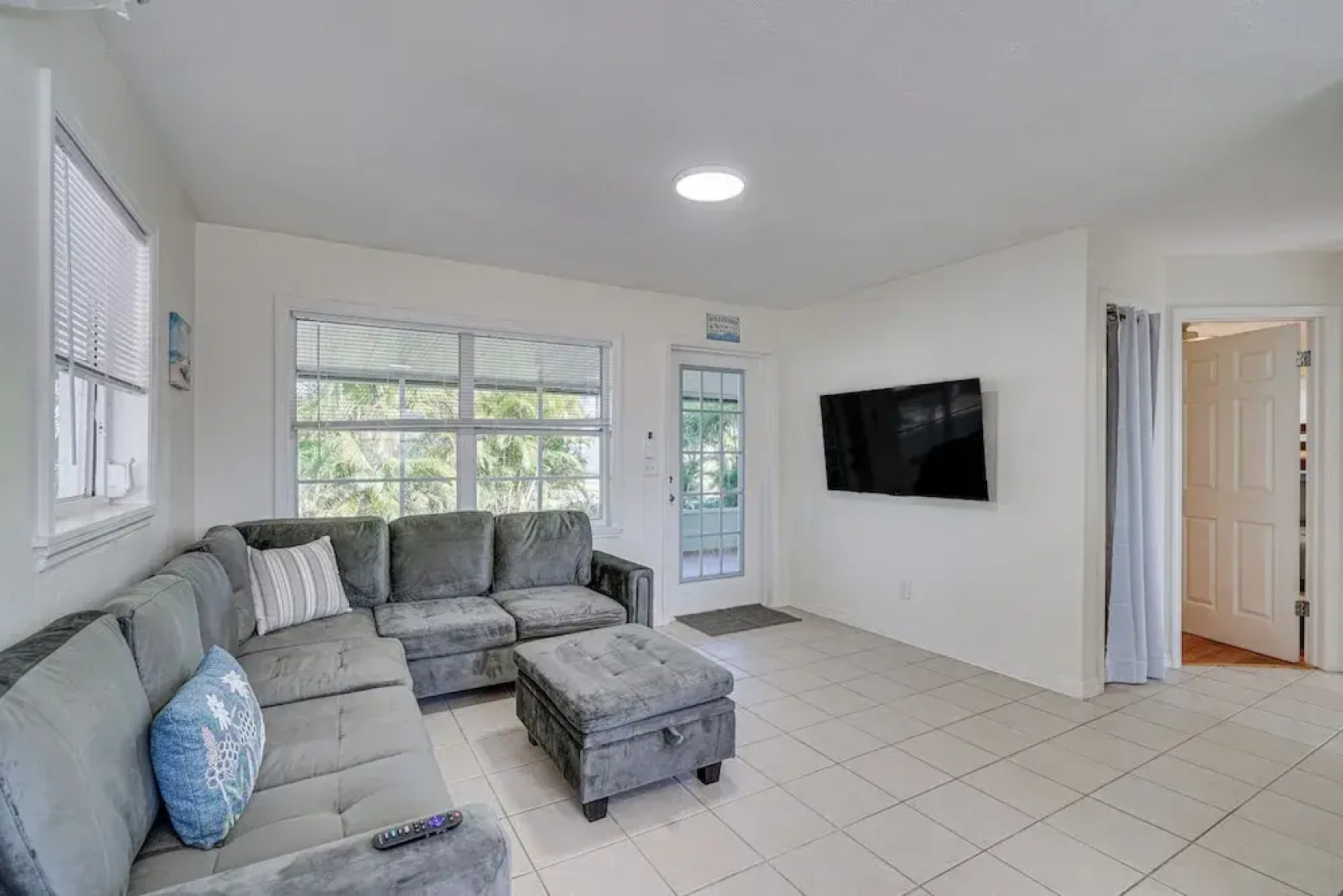 1 Mi to Boat Ramp: Bokeelia Home w/ Screened Patio