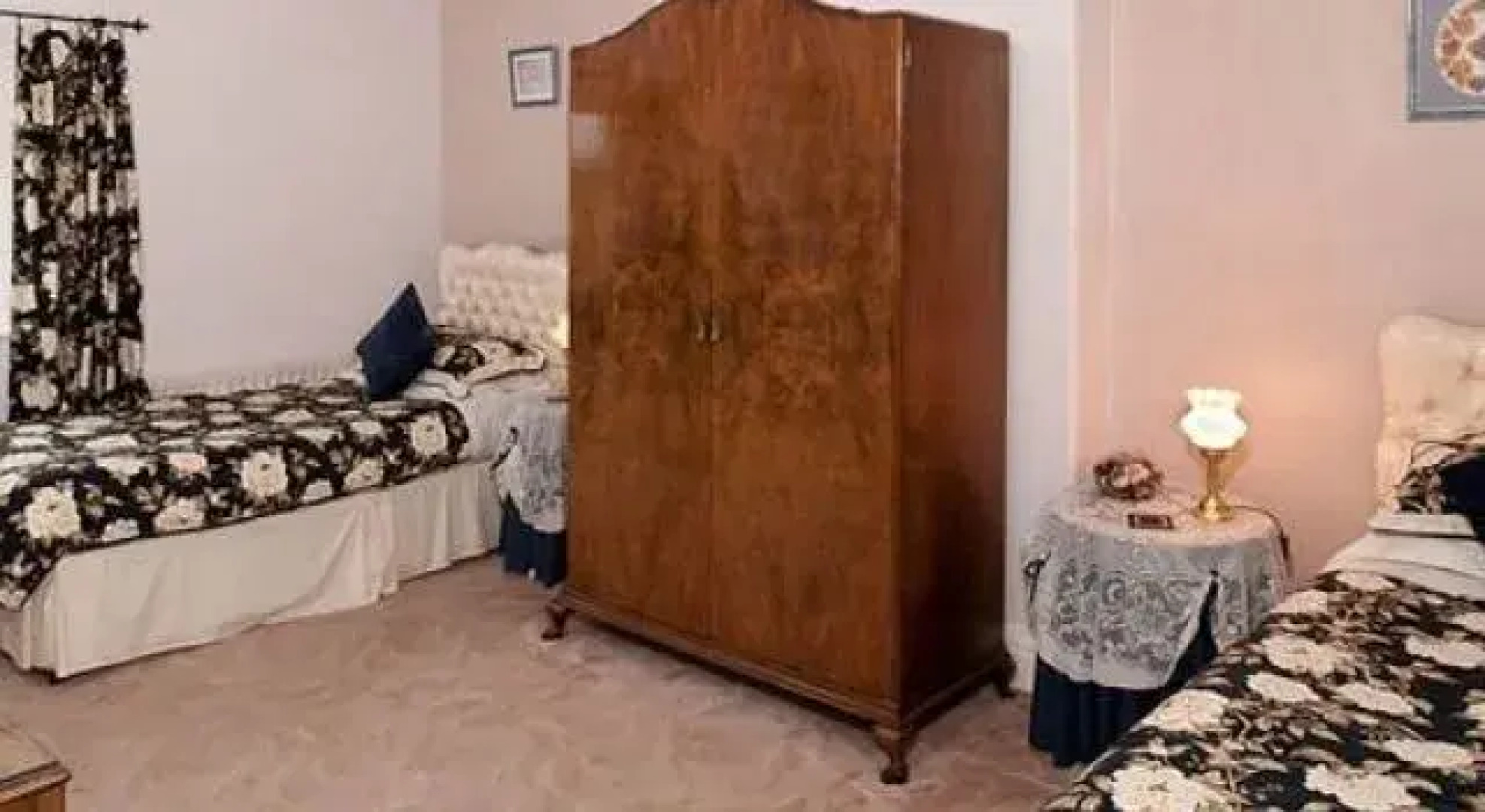 Yew Tree House - B&B