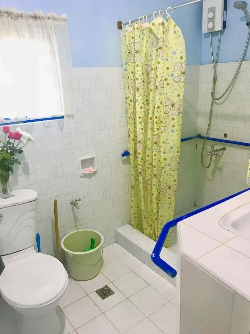 Dew Drop Inn Oceanside B&B