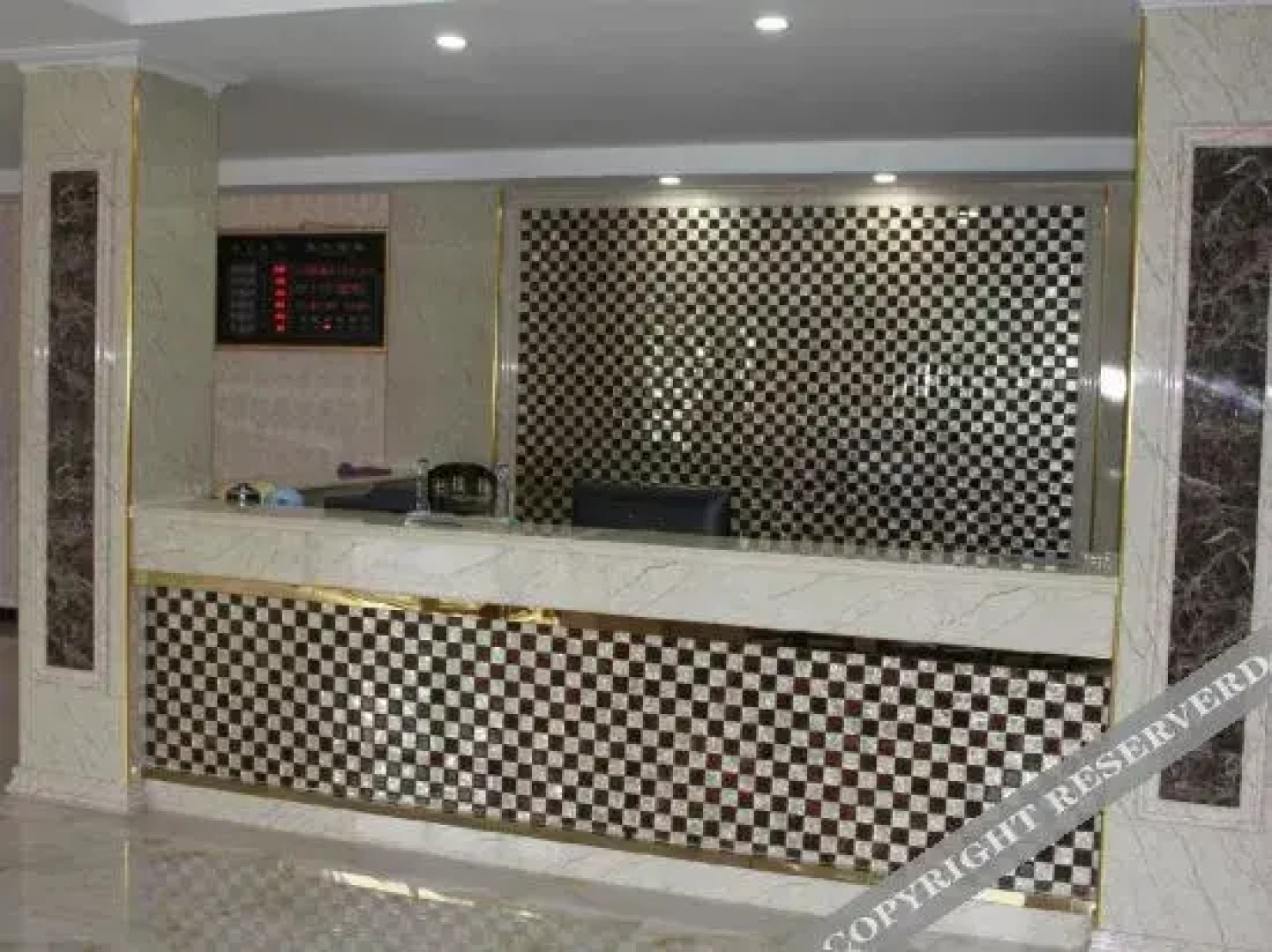 Junyue Business Hotel (Xining Caojiabao Airport Branch)