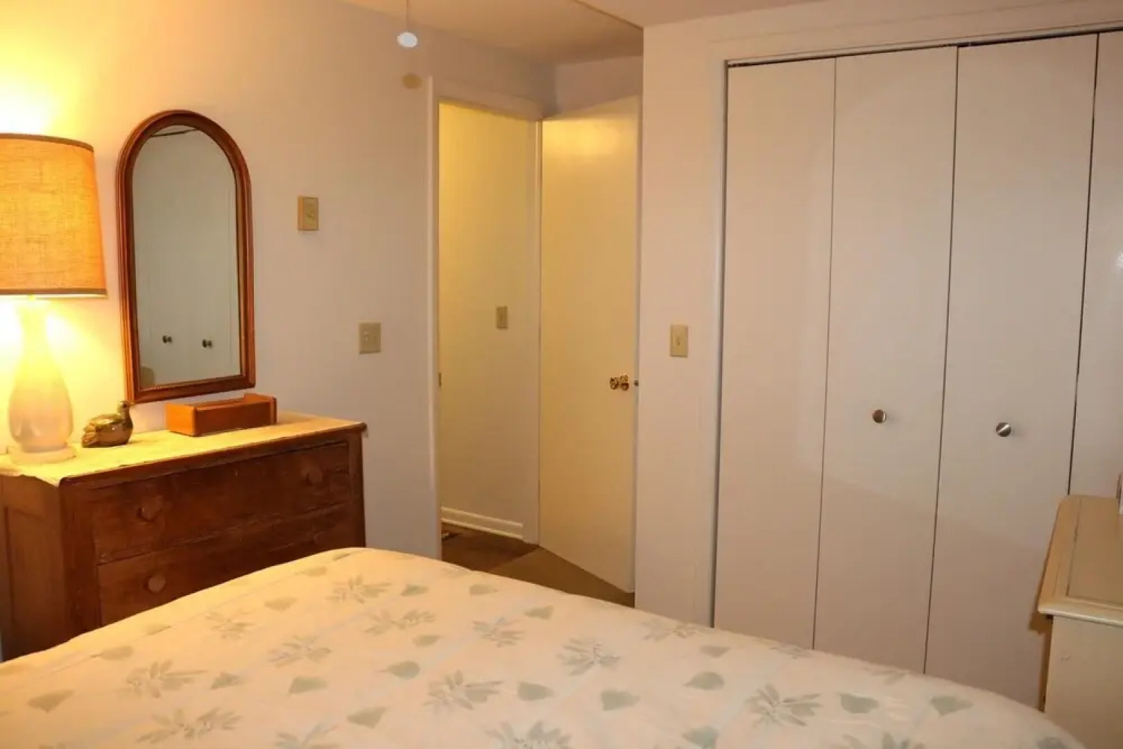 A Summer Place Unit A 2 Bedroom Home by Redawning