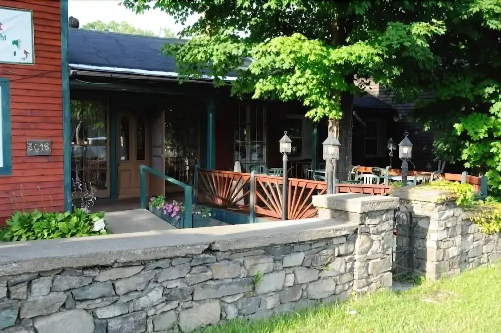 La Perla at Gregory House Country Inn & Restaurant