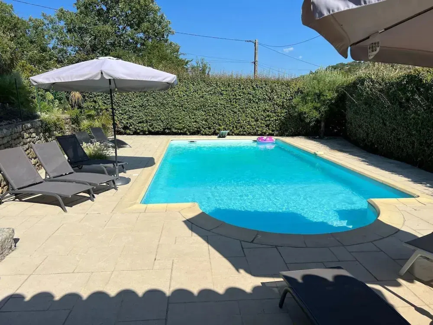 Beautiful Villa Near Village des Vans