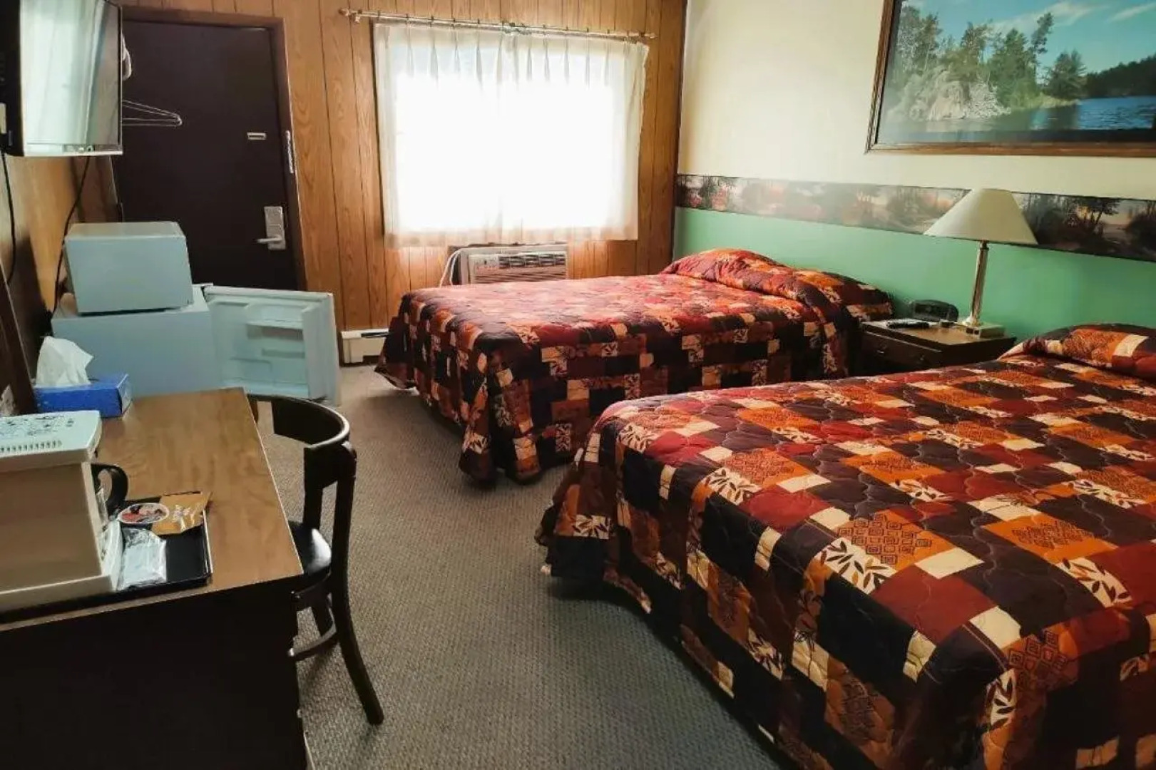 Love Hotels Voyageur by OYO at International Falls MN