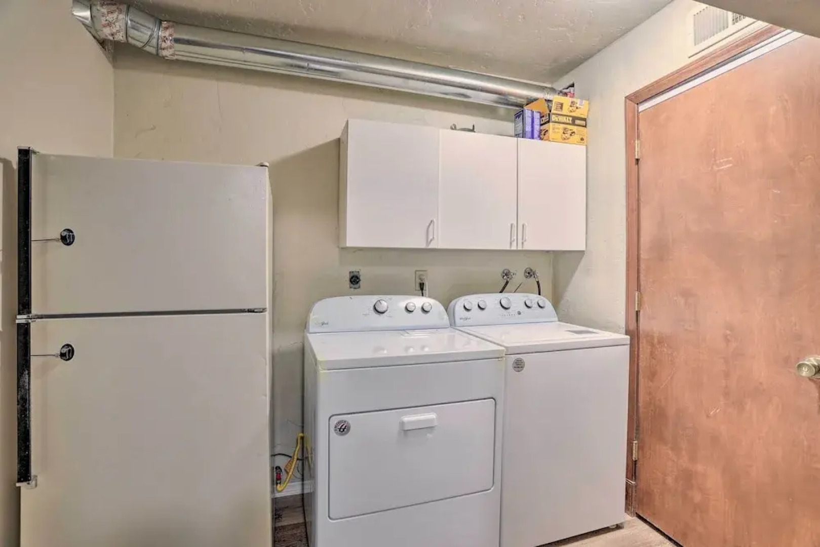 Woodsy Twin Peaks Getaway w/ Hot Tub & Views!