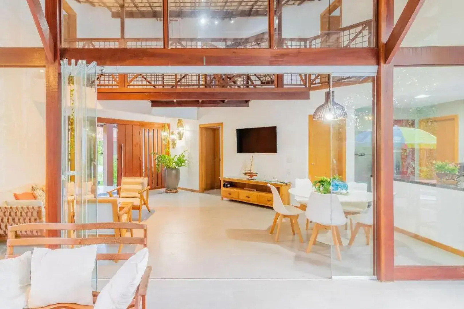 PF07 Casa Alto Padrão 04 Suítes - Praia do Forte