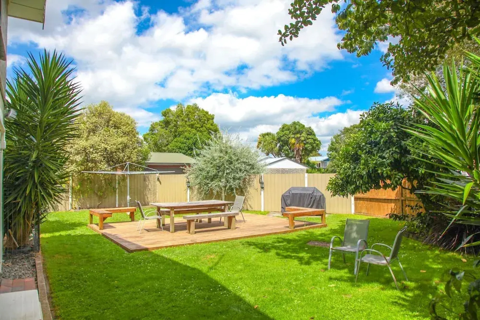 Apartments on 65 Taylor St