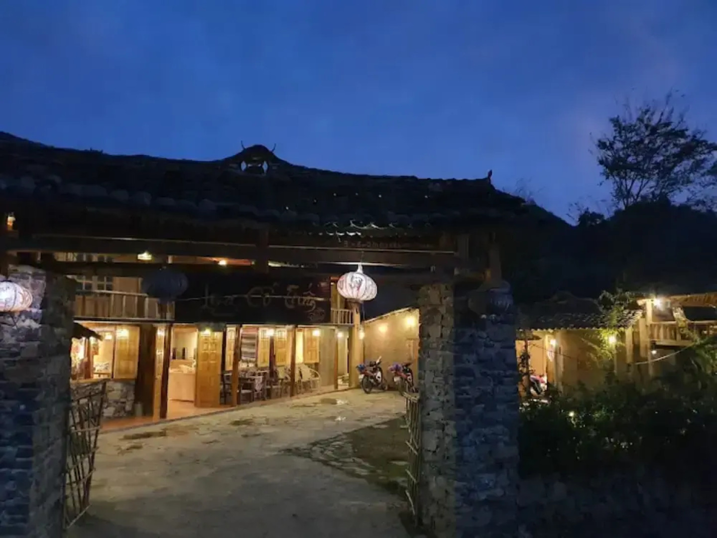 Long Co Tran Homestay