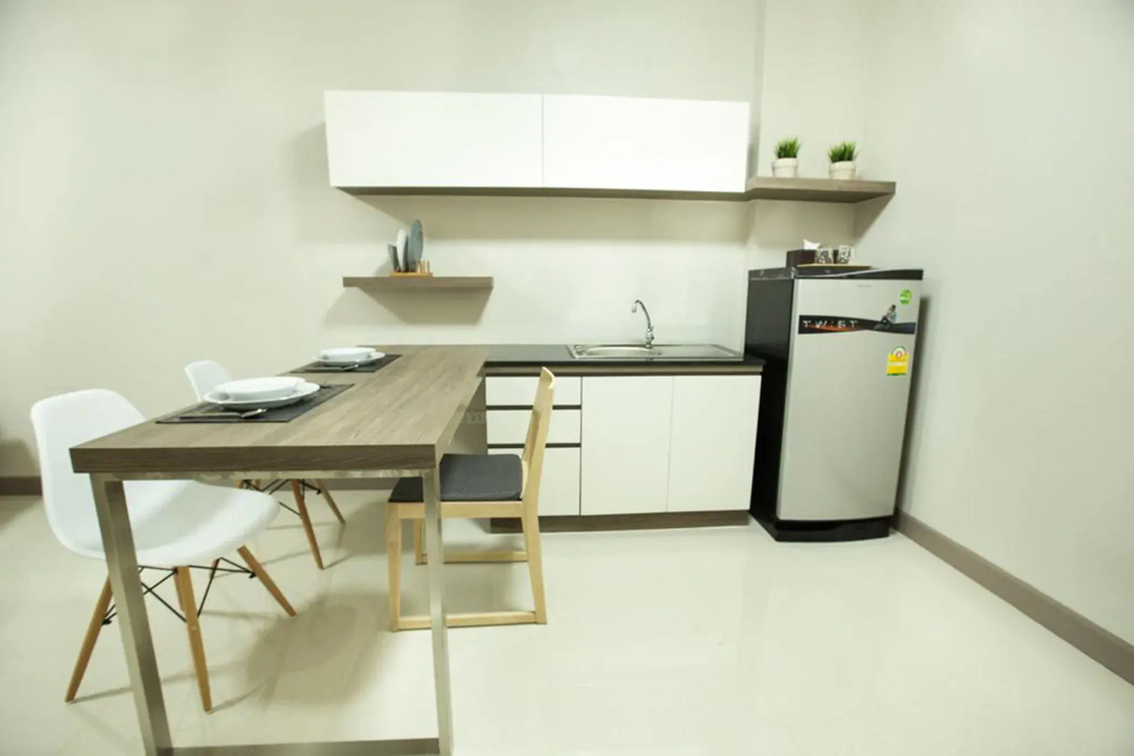 Central Place Serviced Apartment