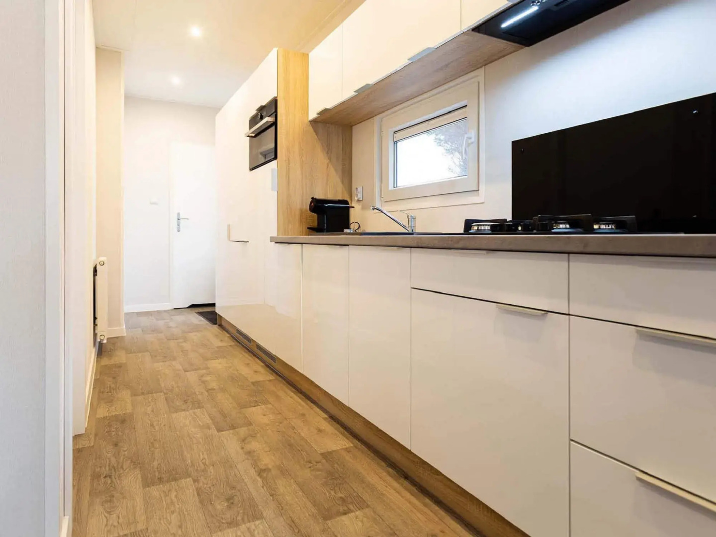 Detached chalet with dishwasher, on a holiday park, 8 km. from Hoorn