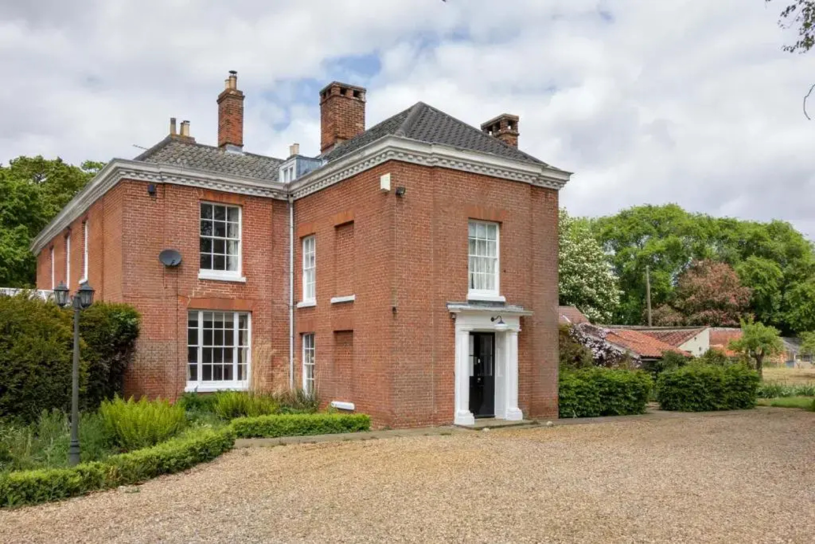 Lingwood Hall