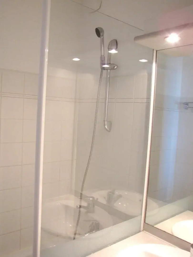 Studio in Pornichet, With Wonderful sea View, Furnished Balcony and Wi