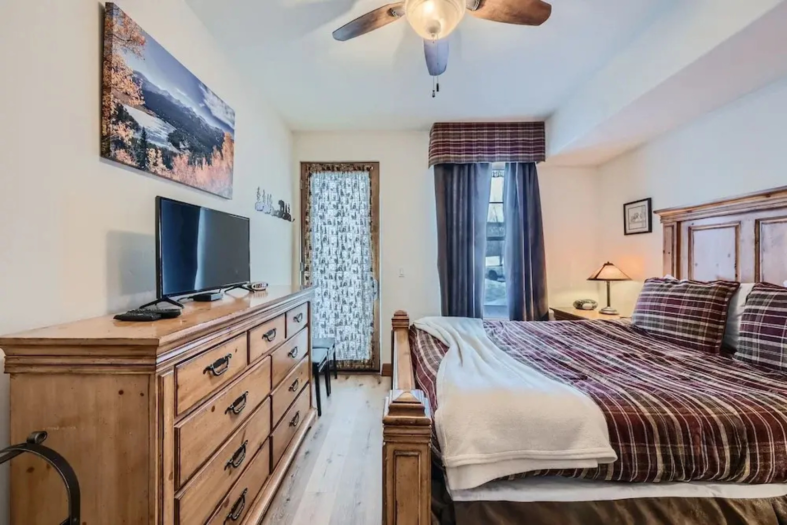 Highland Greens Lodge 210 1 Bedroom Condo by RedAwning