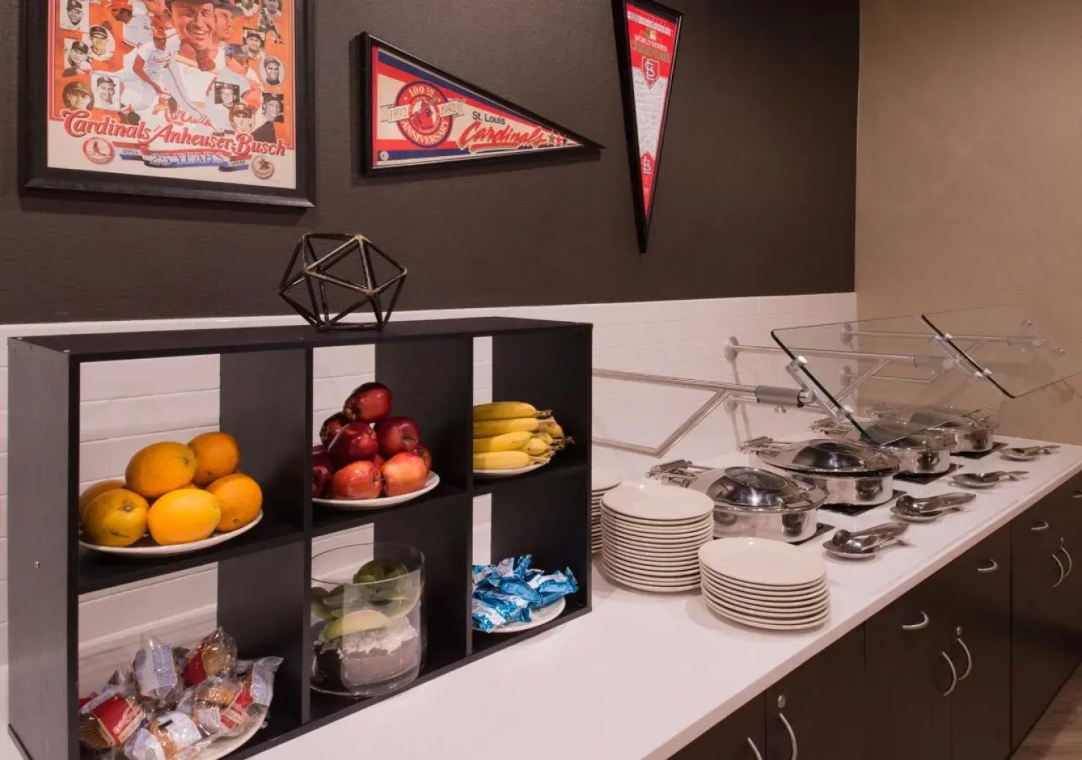 Отель The Arch Convention Hotel