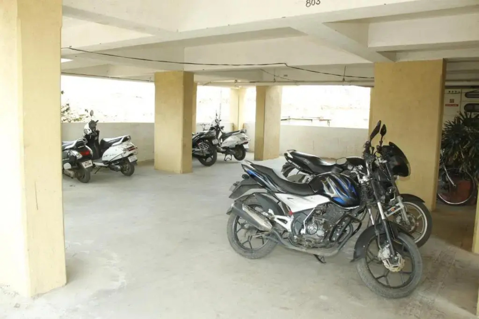 Cosmos Luxury Service Apartment