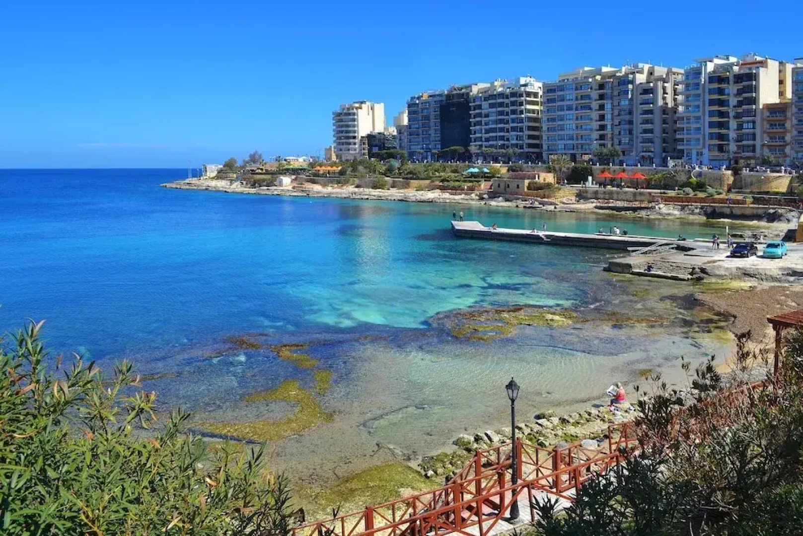 Seafront Apartment in Sliema With Pool, Upmarket Complex